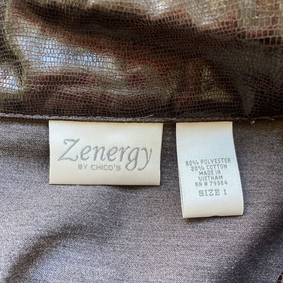 ZENERGY CHICO'S | Dark Brown Mock Neck Zip Up Snakeskin Pattern Jacket Size 1 - Picture 7 of 7